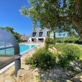 Superbe Villa à 200m de la plage tout confort avec piscine chauffée, couverte et spa