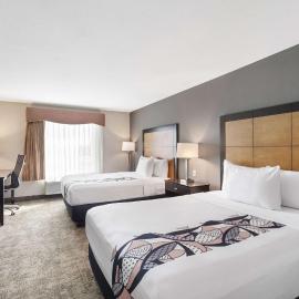 Best Western Inn & Suites - Midway Airport, hotell i Burbank