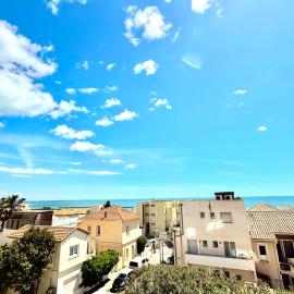 Studio vue mer 70 m de plage, hotelli kohteessa Mauguio