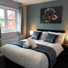 Silverlight's Place - 2BR Home in Central Oldbury, hotel a Oldbury