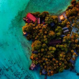 Nabucco Island Resort, hotel u gradu Maratua Atoll