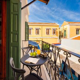 Lito Studio, hotel i Simi