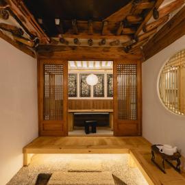 HWAYEONJAE, Private Hanok Luxury Live Tradition in Bukchon, Hotel in Seoul
