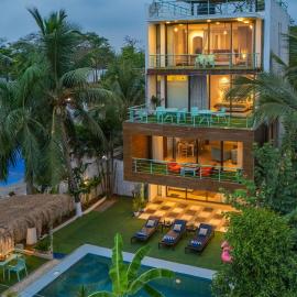 Ekostay Gold- Salt Water Villa I Sea View I 200 meters from Beach, hotel v mestu Candolim