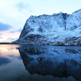 Reine Brygga Apartments, hôtel à Reine