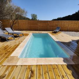 Superbe villa en Provence, piscine et pétanque, hotel i Rognonas