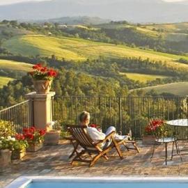 Viesnīca La Ghirlanda Wine Resort pilsētā Saragano