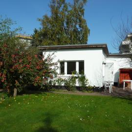 Bungalow Alex, hotel in Börgerende-Rethwisch