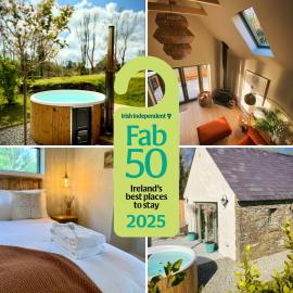 Foxglove Cottage, hotel in Béal an dá Chab