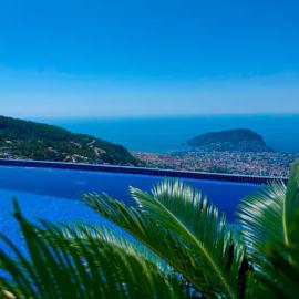 Qoople Villa Tepe with infinity pool and panoramic view