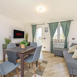 Aosta Green Apartment - Mountain View & Parking