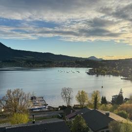 Mondseepanorama: Tiefgraben şehrinde bir otel