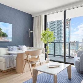 2002 One bedroom unit for 4 Ppl next to Kaseya Center with Gym and Pool in Downtown Miami, hotel a Miami