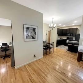 Central Downtown Stay, hotel di La Crosse