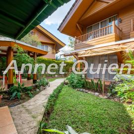Camp John Hay 4BR Cabin