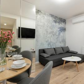 Baltic Breeze Apartment - City & Sea by YOCA