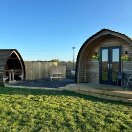 Standen Lodge - Glamping Pods with hot tub - Mablethorpe