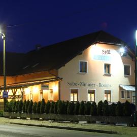 Guesthouse Beno, khách sạn ở Starše