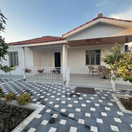 House, hotel u gradu Fier