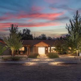 Yosemite Sunrise Retreats, Hotel in Mariposa