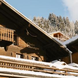 Chalet Châtaigne - Shared Catered Chalet, hotel Châtelben