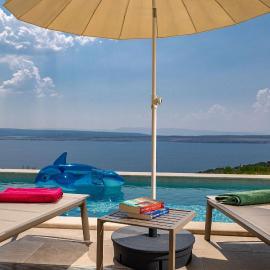Traumhafte Finca nur 480 Meter zum Strand mit Meerblick, Privatpool, Waschmaschine, hotel i Dramalj