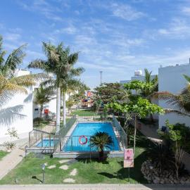 Al Jar Resort - Families Only, hotel em Rayyis