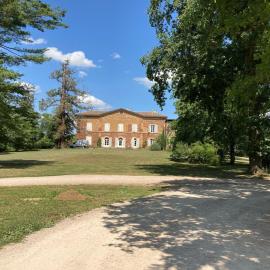 La Vie de Château , Or du Temps, hotel a Ars-sur-Formans