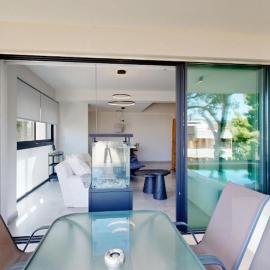 Κ2 Varkiza Seaside Residences, מלון בוארי