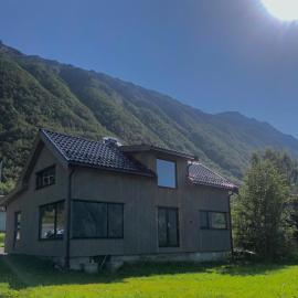 Lille Villa Lofoten, hotell i Strønstad