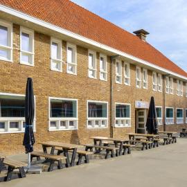Horizon Hostel, hotel en Bredene