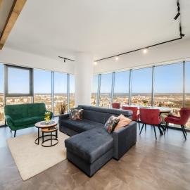ANS Hanza Tower Apartment - 22nd floor with city view, swimming pool, sauna, jacuzzi, viewing terrace