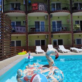 Lyubavushka, hotel in Zatoka