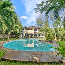 Lulu House, Malindi