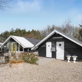3 Bedroom Amazing Home In Toftlund, hotel en Toftlund