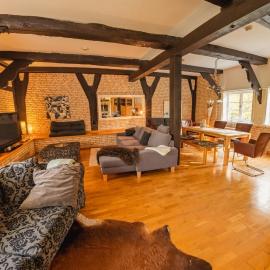 Romantische, alte Wassermühle, hotelli kohteessa Rieste