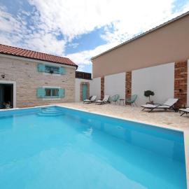 rural home with heated pool raštane