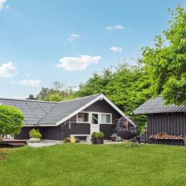 2 Bedroom Amazing Home In Ebeltoft