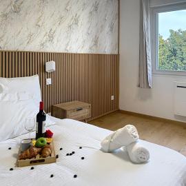 Sky Apartment- Paris - Blanc Mesnil, hotel a Le Blanc-Mesnil