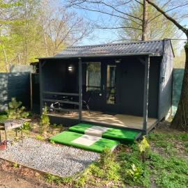 Scandinavia Camping、Kamennaya Goraのホテル