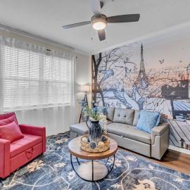 Modern 2BR2BA Pool Gym Near Airport #9