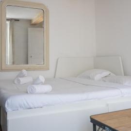 Bright and Cosy studio apartment in Republique Paris, hotel a Parigi