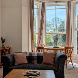 Period Suntrap Gem, Sea View 5 min to Sea and Station