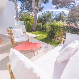 Bajo con Jardín en la Milla de Oro, hotel di Marbella