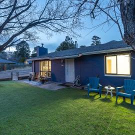 Scenic Mountain Getaway by the Park
