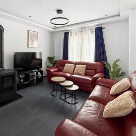 Maison spacieuse avec jardin et parking privé