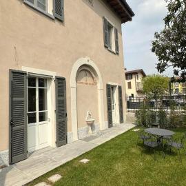 Il Giardino - Holiday lake home, Hotel in Iseo
