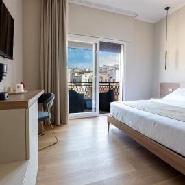 Le Absidi luxury rooms and suites، فندق في شاكا