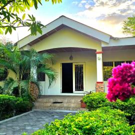 La Paloma Hostal