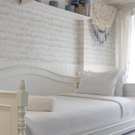 Elegant & Stylish Studio at Gateway Pasteur Apartment By Travelio